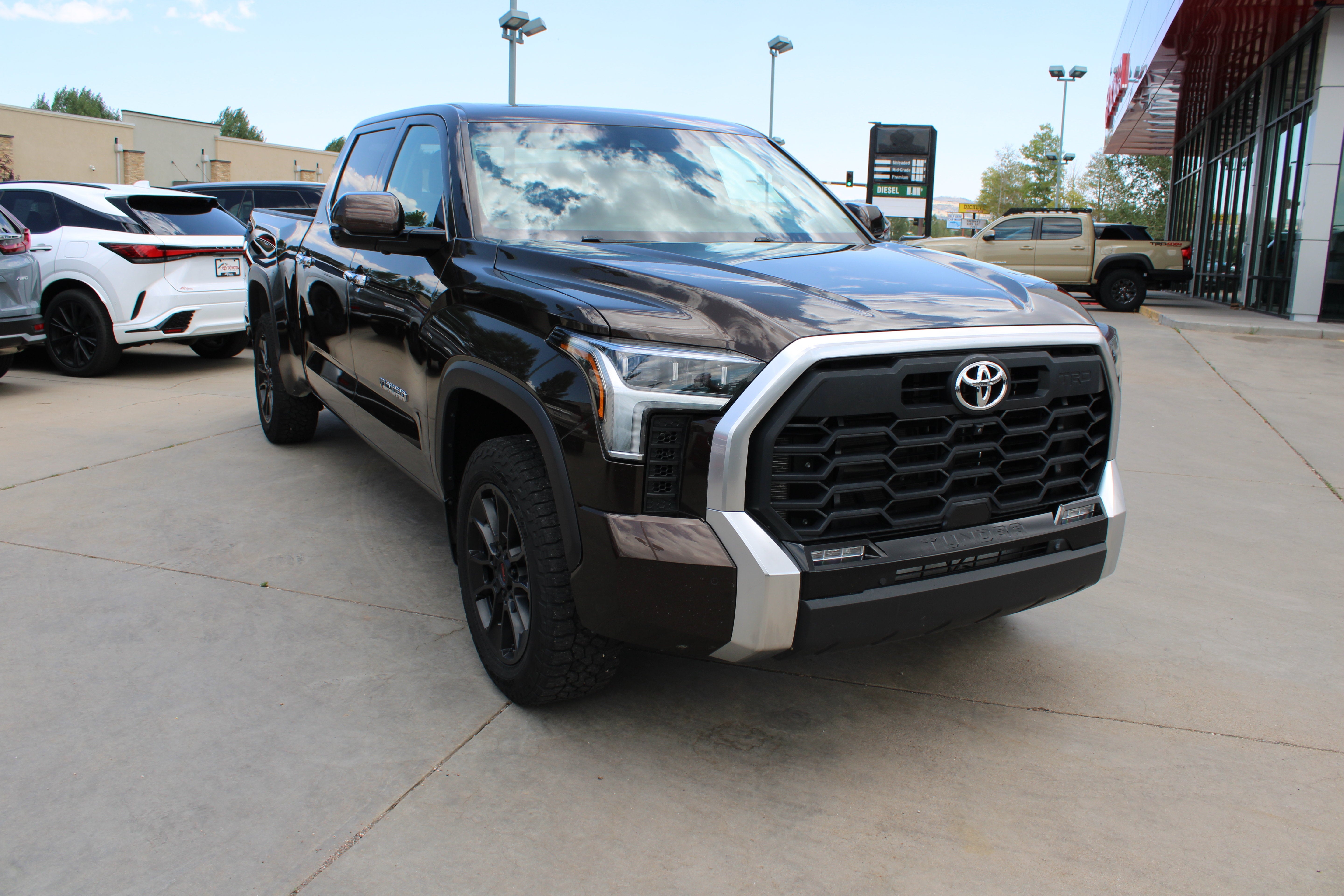 2023 Toyota Tundra 4WD