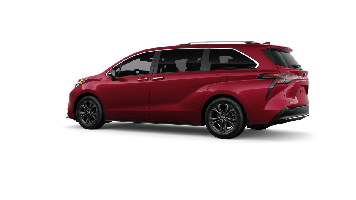 2026 Toyota Sienna — detail view